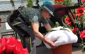 Występ artystyczny senior&oacute;w 