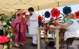 Występ artystyczny senior&oacute;w