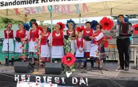 Wystep artystyczny KGW "Ziemia Dwikoska" w Dwikozach
